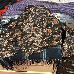 Dress Forum Black Floral Top